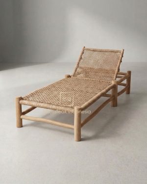 Outdoor natural teak wood sun lounger rattan